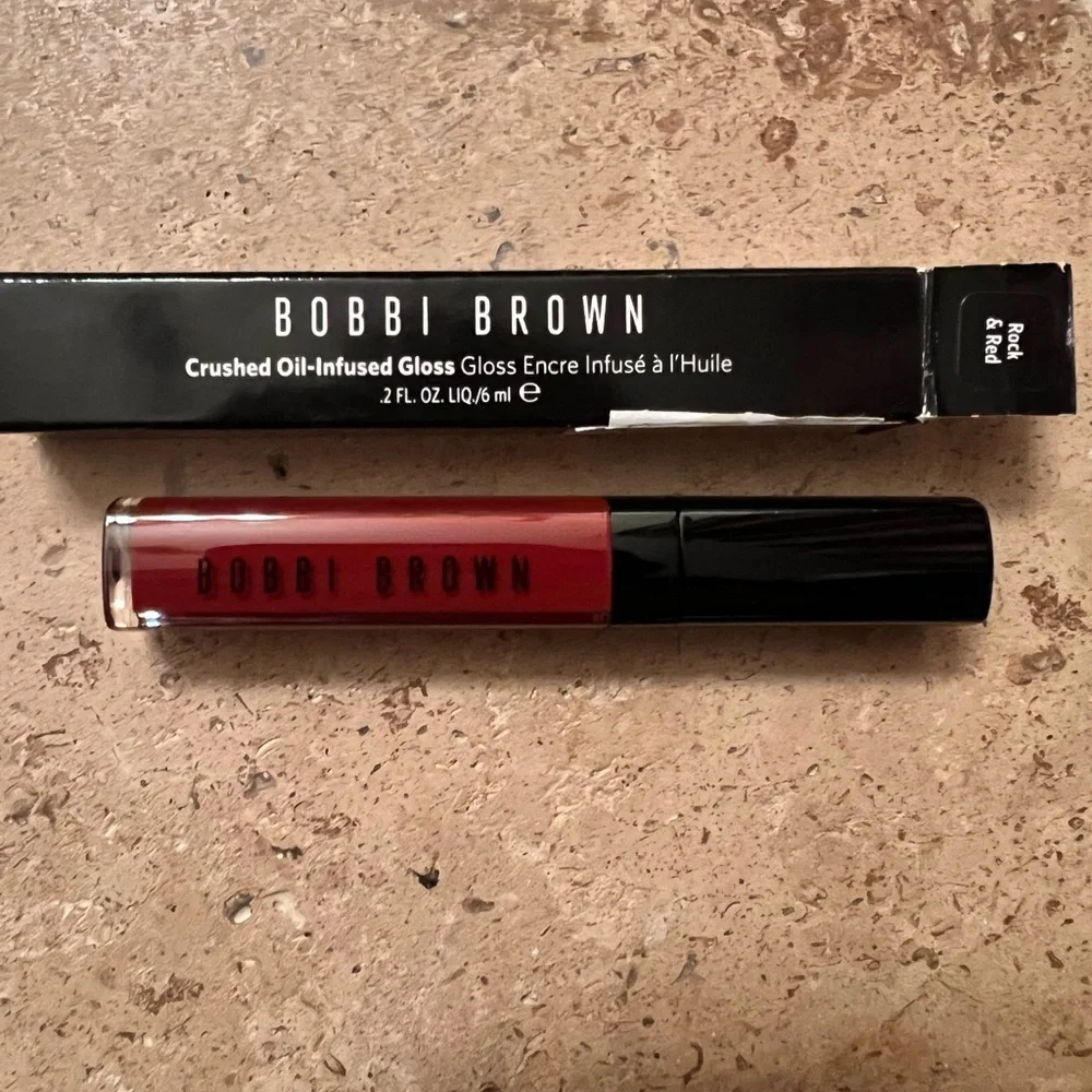 NWT Bobbi Brown Crushed Oil-Infused Gloss “Rock & Red”